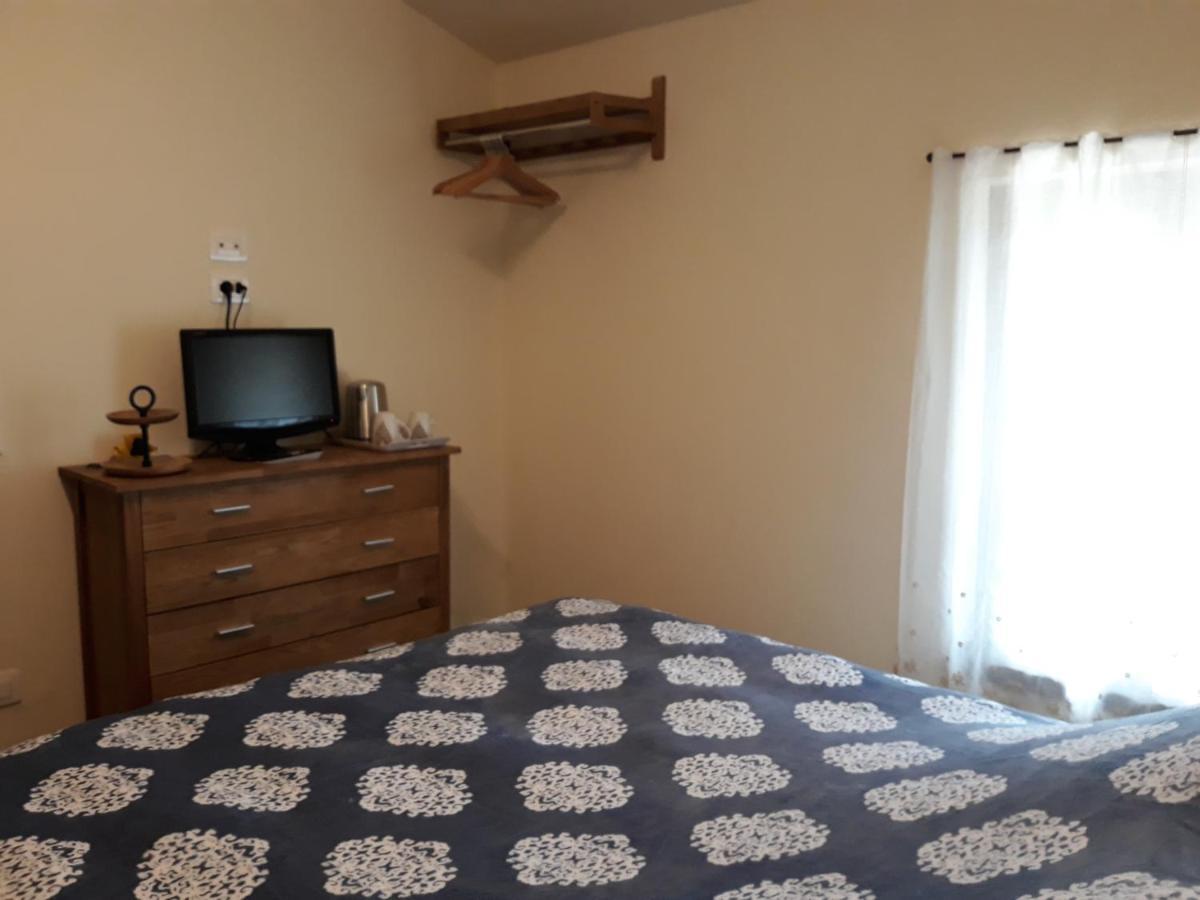 Casa Zuel Guesthouse Rolle Luaran gambar